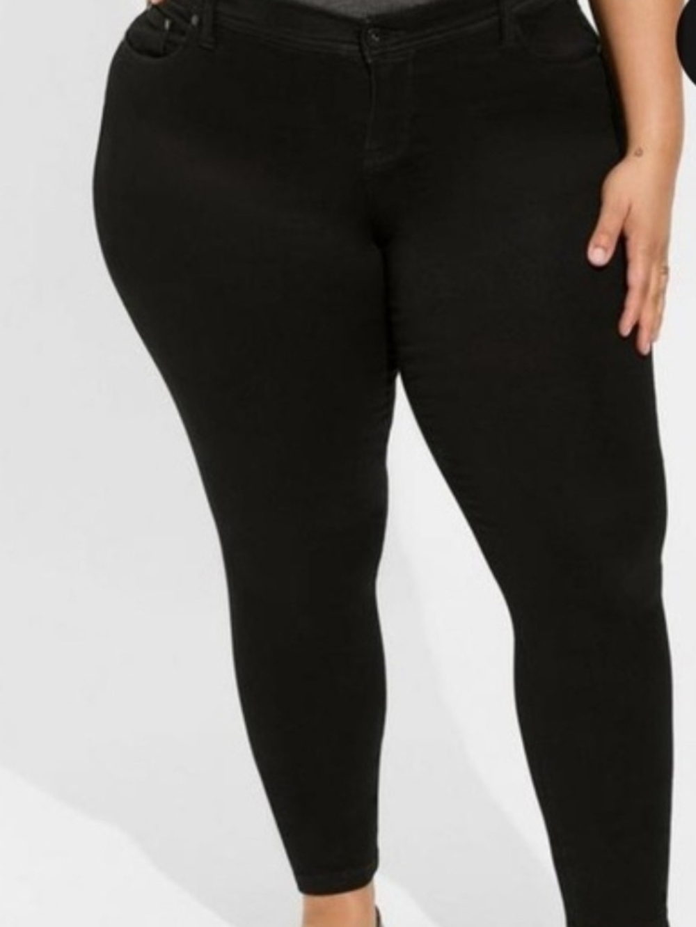 torrid Black Luxe Skinny Sateen Stretch Jeans